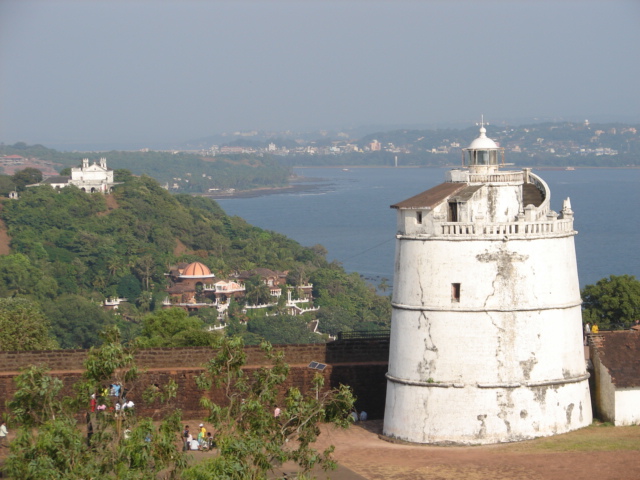 Explore Different Places in Goa