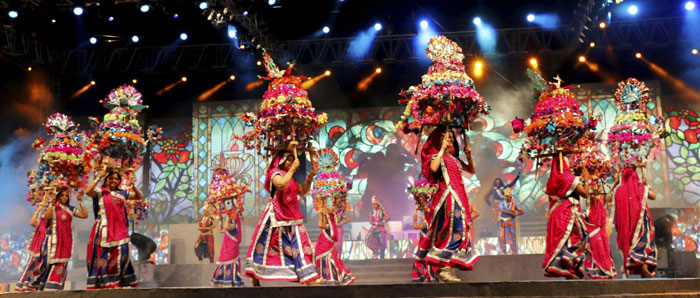Glimpse of the World’s Largest Dance Festival- Navratri