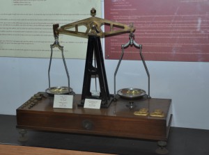 3 contentimg Gold Weighning Scale Heritage Gallery