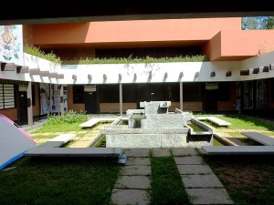 Courtyard of the Tibetan Centre Auroville 01