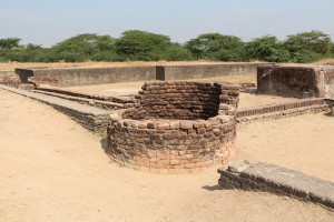 Lothal   ancient well