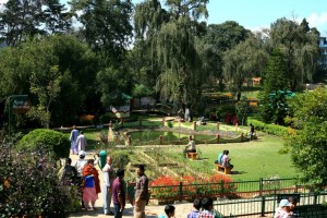 lady hydari park seen from the entrance