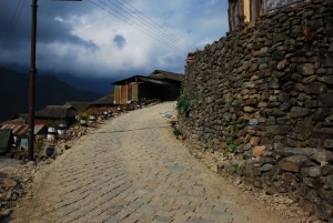 road khonoma village