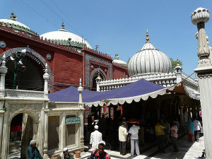 Nizamuddin Dargah and Jamaat Khana Masjid Delhi